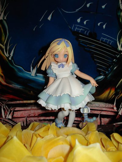 POP WONDERLAND ふしぎの国のアリス Alice