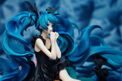 VOCALOID角色系列 01 初音未来 深海少女ver.