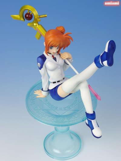 魔法少女奈叶StrikerS 高町奈叶 教導隊制服Ver.