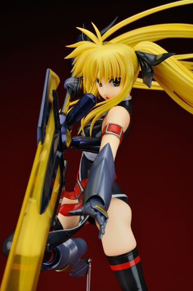 魔法少女奈叶StrikerS 	菲特·泰斯塔罗沙 Shin Sonic Form
