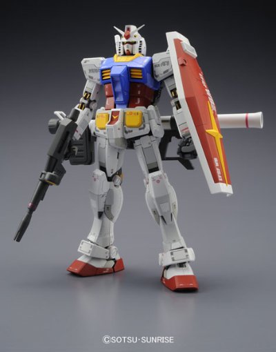 MG 1/100 RX-78-2 高达 3.0版本