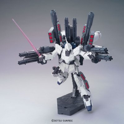 HGUC 1/144 机动战士高达UC RX-0 全装甲独角兽高达 Unicorn Mode