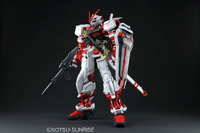 PG 1/60 机动战士高达SEED ASTRAY MBF-P02 异端高达红色机