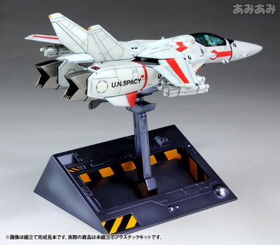 超时空要塞Macross 1/100 VF-1J バルキリー ファイター 一条辉 机