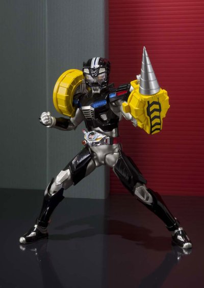 S.H.Figuarts 假面骑士驰骑 假面骑士驰骑 狂野型