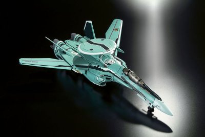 DX超合金 超时空要塞Ｆ RVF-25 Messiah Valkyrie（卢卡・安杰洛ーニ机）（旧版）