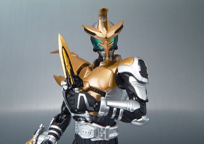 S.H.Figuarts 假面骑士铜斗