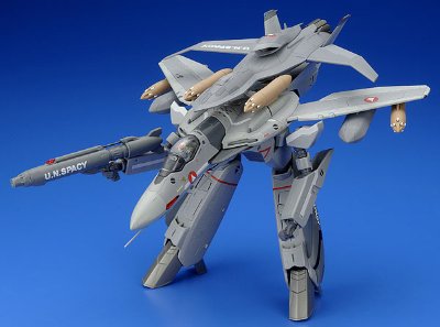 超时空要塞ZERO VF-0A 凤凰(工藤真机) with QF-2200D-B 幽灵