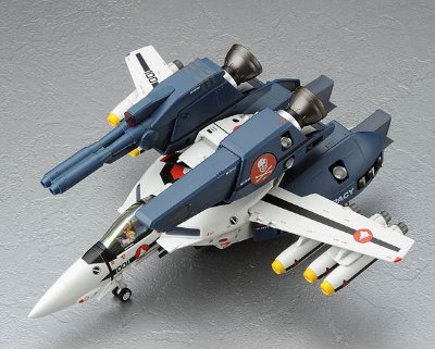 YAMATO超时空要塞系列 1/60 完全変形 VF-1S 一条辉 机 with スーパー＆ストライクパーツ