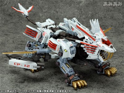 索斯机兽 RZ-028 白色超重剑长牙狮 一部涂装済Plastic Kit irisawa流通限定品