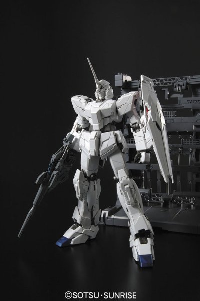 MG 1/100 独角兽高达 HD配色＋MS CAGE