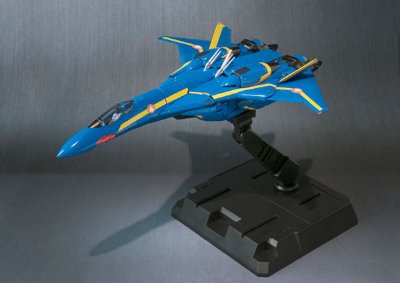 VF HI-METAL VF-19S ブ磊札バルキリー（エメラルドフォース机）