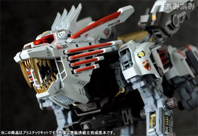 索斯机兽 RZ-028 白色超重剑长牙狮 一部涂装済Plastic Kit irisawa流通限定品