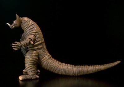 中文名称ultraact哥莫拉奥特曼より