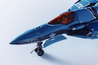 DX超合金 VF-171 梦魇plus（一般机） 『超时空要塞F(Frontier)』より