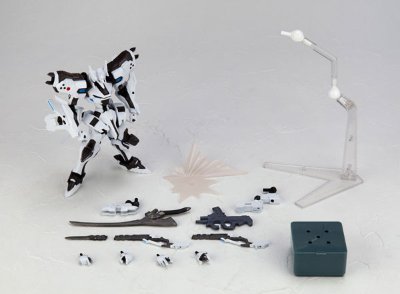 REVOLTECH MUV-LUV Muv-luv No.008 不知火・弐型 XFJ-01a ユウヤ・ブリッジス机