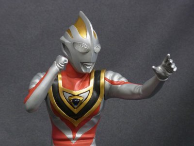 ULTRA NEW GENERATION 盖亚奥特曼(V2)