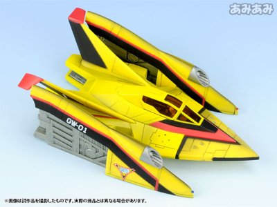 U.M.W. UX-01迪迦奥特曼 胜利飞燕1号机