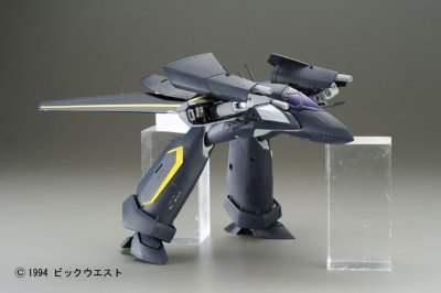 超时空要塞7 1/60 完全変形 VF-17S ダイヤモンドフォース仕様