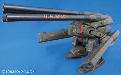 超时空要塞Macross 1/200 超重量级Destroid モンスター
