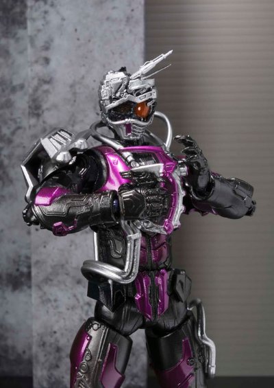 S.H.Figuarts 假面骑士驰骑 魔进追猎者