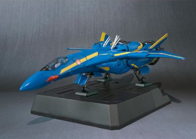 VF HI-METAL VF-19S ブ磊札バルキリー（エメラルドフォース机）