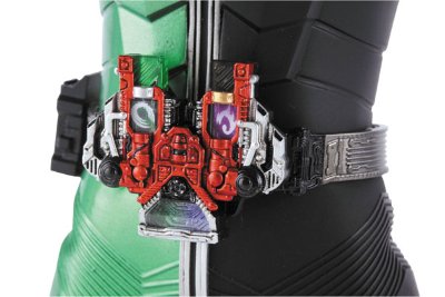 PROJECT BM！ No.32 假面骑士W（サイクロンジョーカー） 12インチフル可动手办