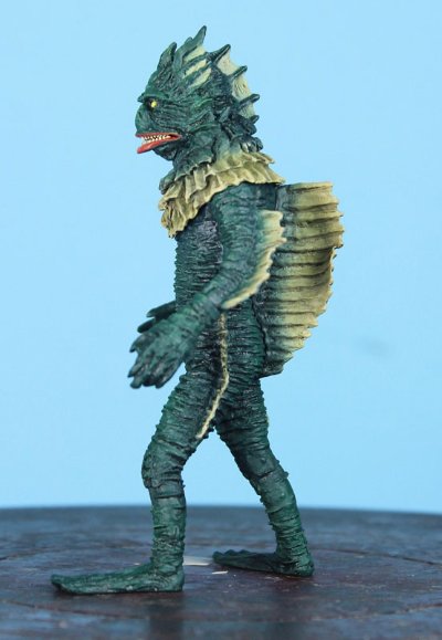怪獣ミュージアム ラゴン
