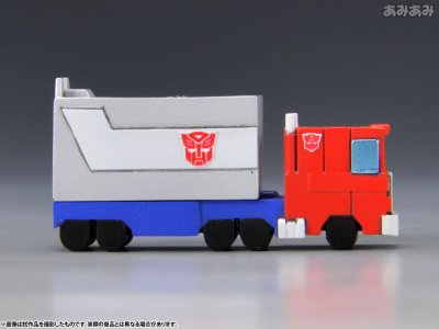 D-スタイル 变形金刚 コンボイ