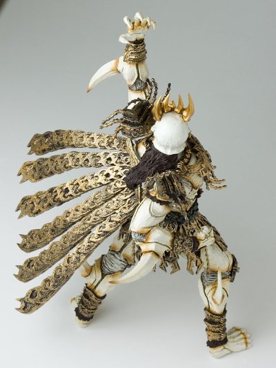 ART WORKS MONSTERS 假面骑士クウガ ン・ダグバ・ゼバ