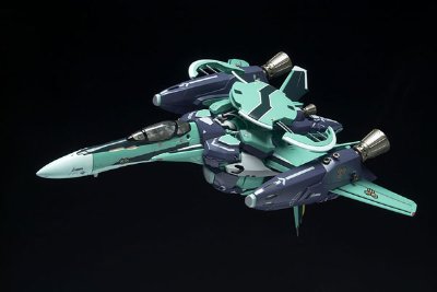 DX超合金 超时空要塞Ｆ RVF-25 Messiah Valkyrie（卢卡・安杰洛ーニ机）（旧版）