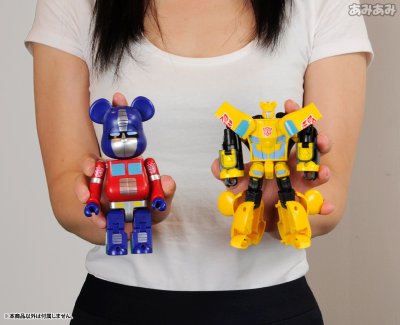 BE＠RBRICK No.B＠-000TF02 BE＠RBRICK × TRANSFORMERS BUMBLEBEE