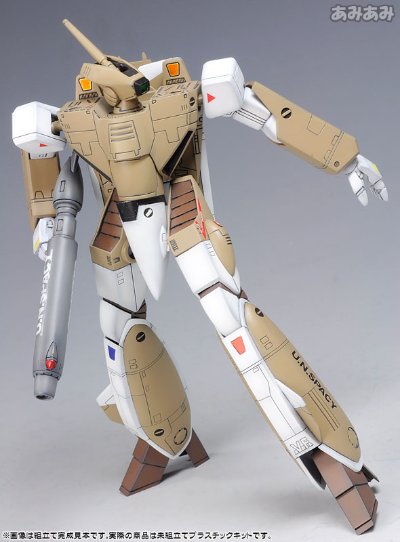 超时空要塞Macross 1/100 VF-1A バルキリー バトロイド 一般机