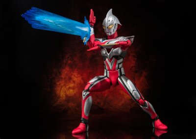 ULTRA-ACT 奈克赛斯奥特曼 成年形态