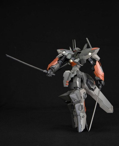 鉄の莱茵巴雷尔 1/144Scale 莱茵巴雷尔 モードＢ -城崎絵美ver.- Plastic Kit