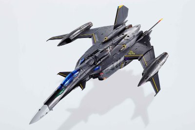 DX超合金 YF-29デュランダルバルキリー(オズマ机)