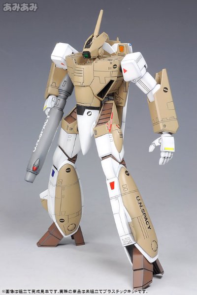 超时空要塞Macross 1/100 VF-1A バルキリー バトロイド 一般机