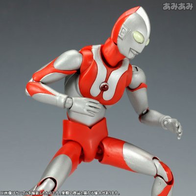 ULTRA-ACT 初代奥特曼 可动手办