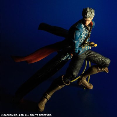DEVIL MAY CRY 3（デビルメイクライ3）PlayArts改 维吉尔 可动手办