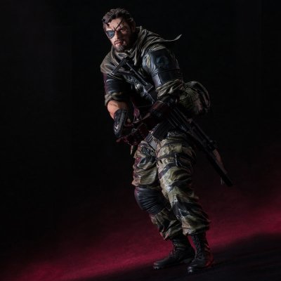 mensHdge No.16 MGS V Venom Snake