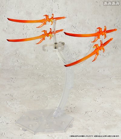 最终幻想 VARIANT PlayArts改 -KAI- ヒーロー オブ ライト