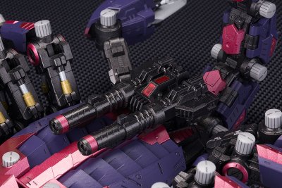 HMM ZOIDS EZ-036 デススティンガー 1/72