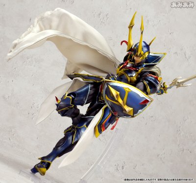 最终幻想 VARIANT PlayArts改 -KAI- ヒーロー オブ ライト