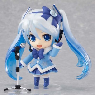 粘土人 #207 初音未来 雪未来 2012 毛绒绒外套版