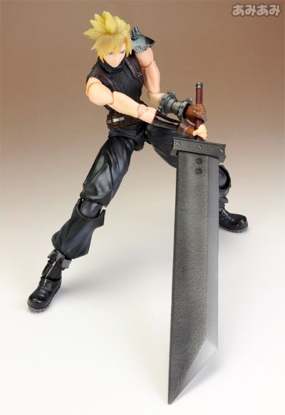 ディシディア 最终幻想 PlayArts改 クラウド 可动手办