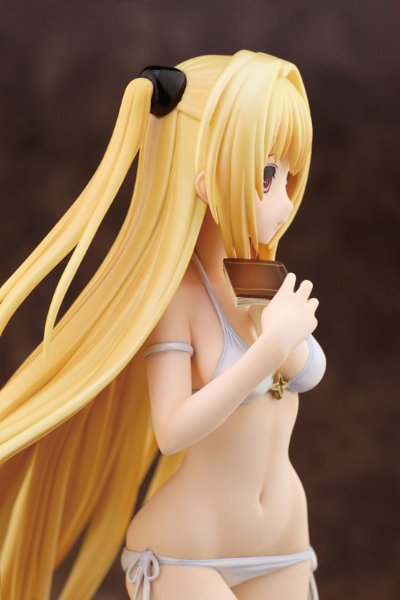 To LOVE Ru Darkness 金色暗影 白色泳装版