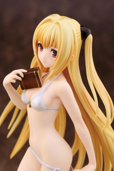 To LOVE Ru Darkness 金色暗影 白色泳装版