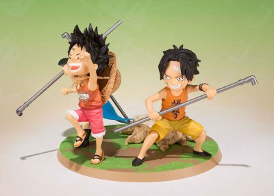 Figuarts ZERO 路飞・艾斯・萨波 -义兄弟的约定- 『海贼王』