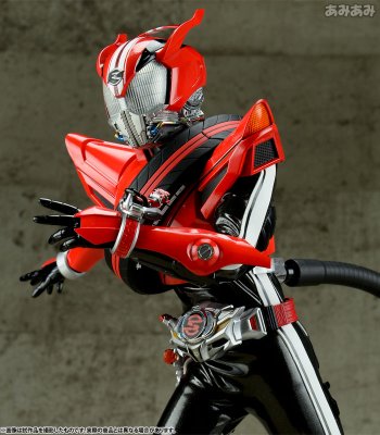 REAL ACTION HEROES No.710 RAH GENESIS 假面骑士疾驰速度型