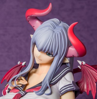 水手服梦魔 蓝宝石